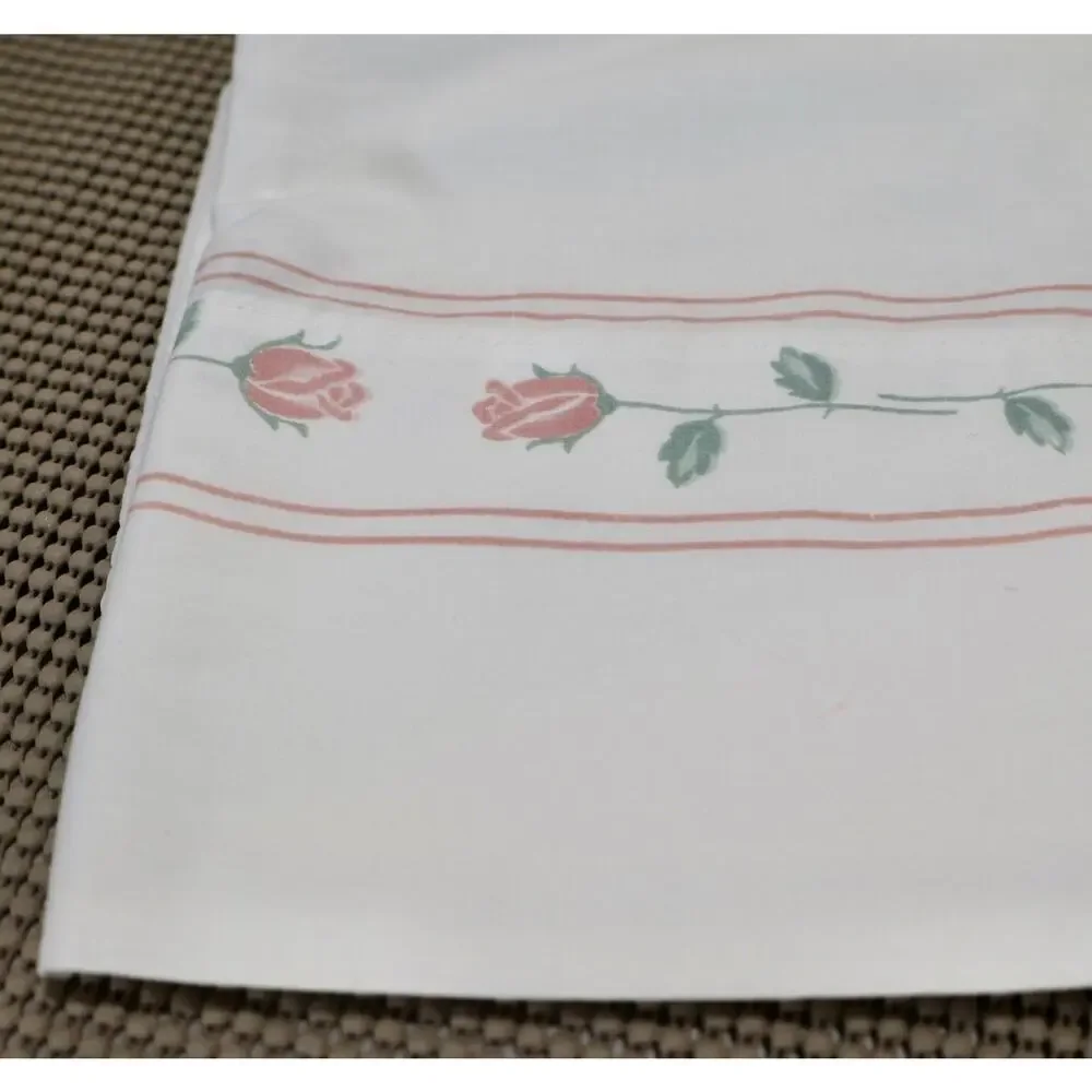 J.P. Stevens Pillowcases Standard Rose Floral Percale Lot of 2 Vintage